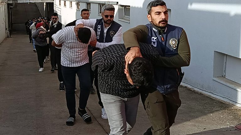 Adana’da ‘Sazan Sarmalı’ şebekesi çökertildi: Sizi dolandırdım, hakkınızı helal edin