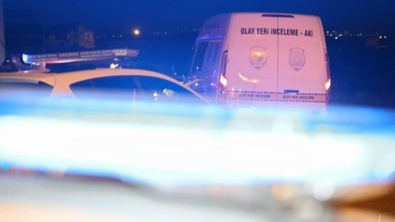 Aksaray’da birlikte yaşadığı bayanı öldüren şahıs inşaatta yakalandı