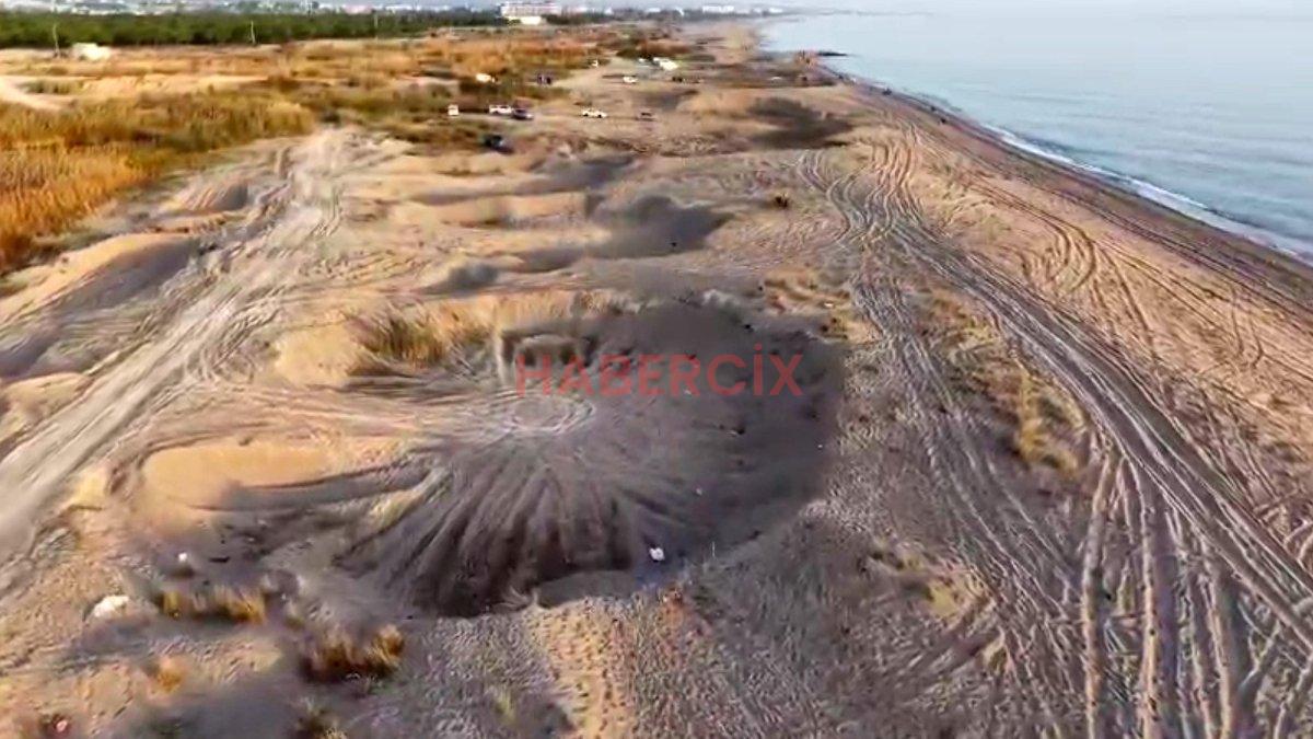 Antalya sahilden çalınan 50 kamyon kum, boşalan yerlere geri döküldü