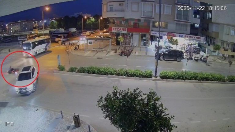 Antalya’da aracıyla ‘U’ dönüşü yapan şoför motosiklet şoförünü yaraladı
