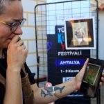 Antalya’da İranlı ressam, 150’ye yakın eserinin kaybolduğunu iddia etti