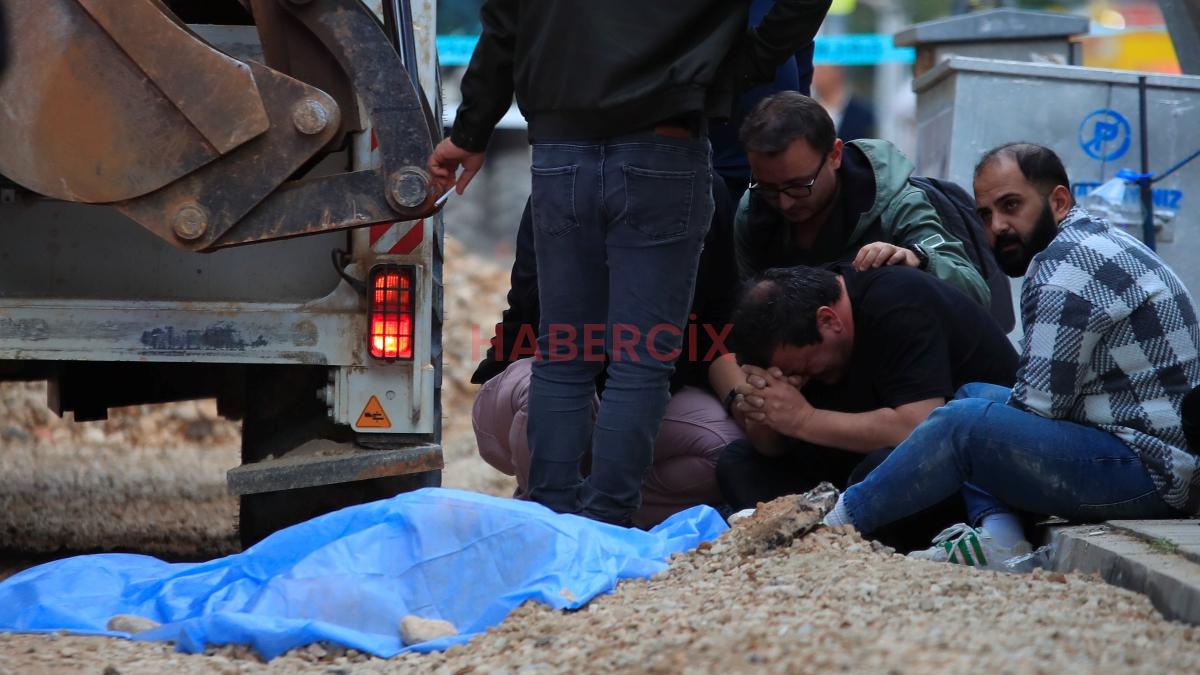 Antalya’da kepçenin altında kalan yaşlı adam hayatını kaybetti