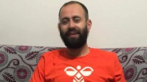 Aydın’da Atatürk’e hürmet duruşunda bulunan vatandaşlarla alay eden kişi gözaltında