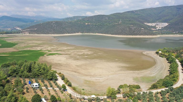 Barajlardaki Doluluk Oranı %1’in Altına Düşen Bursa’da Ova Çöküntüsü Tehlikesi Var