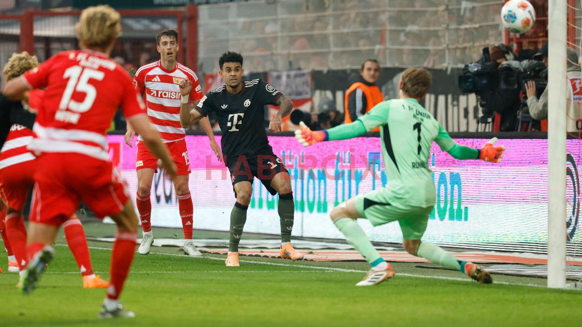 Bayern Münih’in yıldız oyuncusu Luis Diaz’dan kusursuz gol