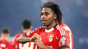 Benfica, Ajax’ı iki golle geçti