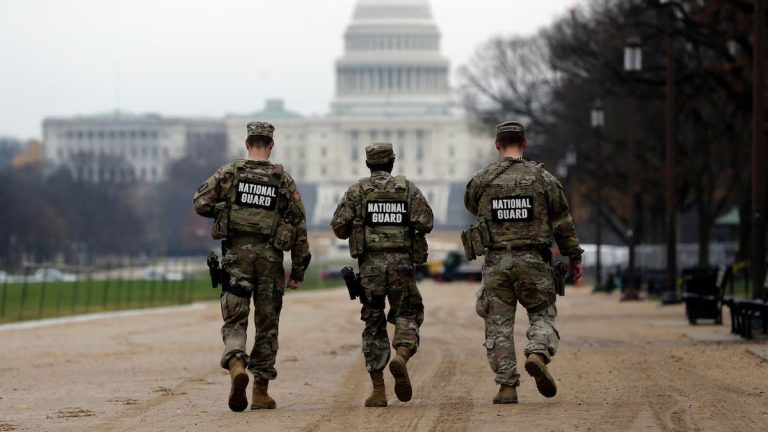 Beyaz Saray yakınlarında silah sesleri: 2 Ulusal Muhafız personeli vuruldu