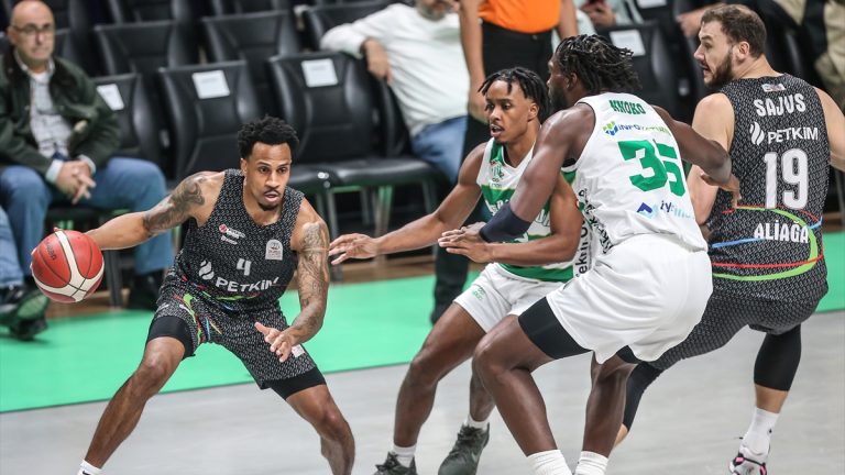 Bursaspor Basketbol, Aliağa Petkimspor’u yendi