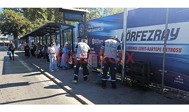 Büyükşehir’le duraklar temiz ve bakımlı