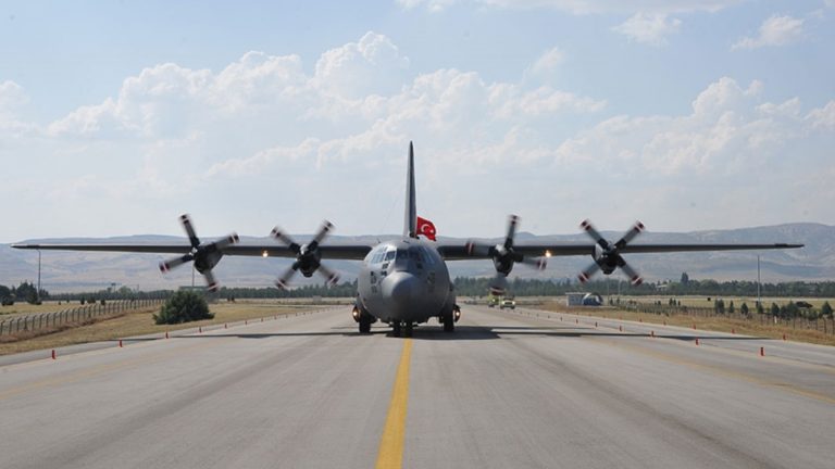 C130 Askeri Kargo Uçağı Gürcistan’da Düştü: 20 Personel İçin Arama Kurtarma Çalışması Devam Ediyor