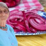 Canan Karatay’dan şifa formülü: “Mor soğan turşusu doğal antibiyotik!”