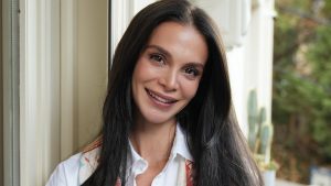 Cemre Kemer’in evlenmeden evvelki hayatı! Bekar meskenini paylaştı