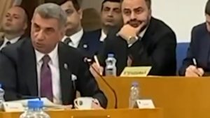 CHP’li Gürsel Erol’dan Murat Kurum’a: Sizi ve bakanlık bürokrasisini kutluyorum