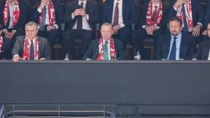 Cumhurbaşkanı Erdoğan, A Milli Basketbol Takımı’nın maçını izledi