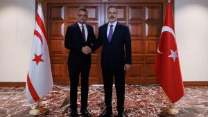 Dışişleri Bakanı Hakan Fidan, KKTC Cumhurbaşkanı ile görüştü