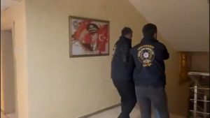 Diyarbakır’da iş yerini kurşunladı: Kuşkulu, tutuklandı