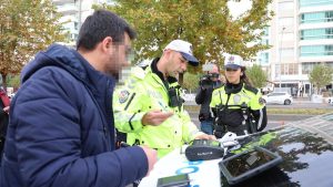 Diyarbakır’da kırmızı ışık ihlali drone ile tespit edildi: Kamera şakası sandım