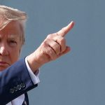 Donald Trump yine tartışmalı bir talimatla gündemde: Şişmanlar ABD vizesi alamayacak