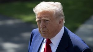 Donald Trump’tan Hollywood’a film siparişi iddiası