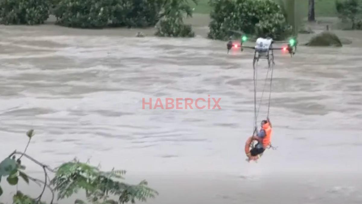 Dronelar, Vietnam’daki sel felaketinde hayat kurtardı