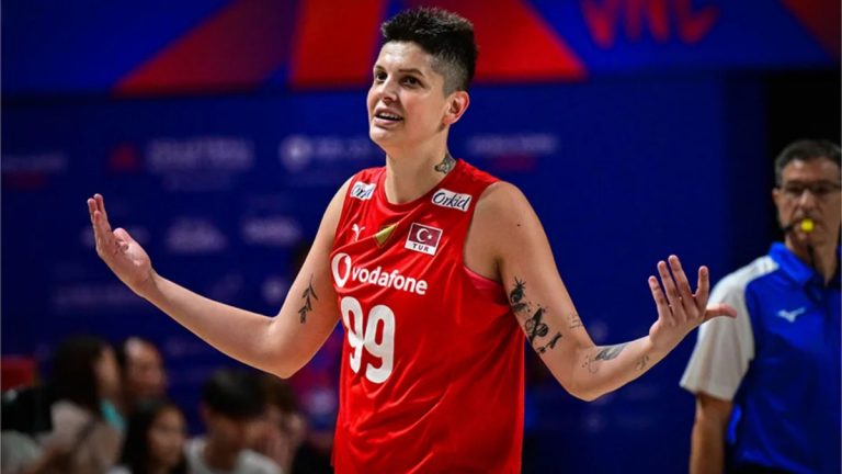 Ebrar Karakurt “Sır Olarak Kalmasın” Diyerek Sırrını Açıkladı