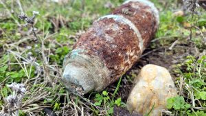 Edirne’de köy merasında bulunan top mermisi imha edildi