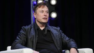 Elon Musk: Yapay zeka ve insansı robotlar yoksulluğu ortadan kaldıracak