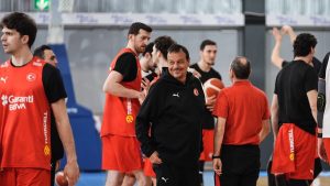 Ergin Ataman: Hamlede denetimi bırakmadan oynamamız lazım