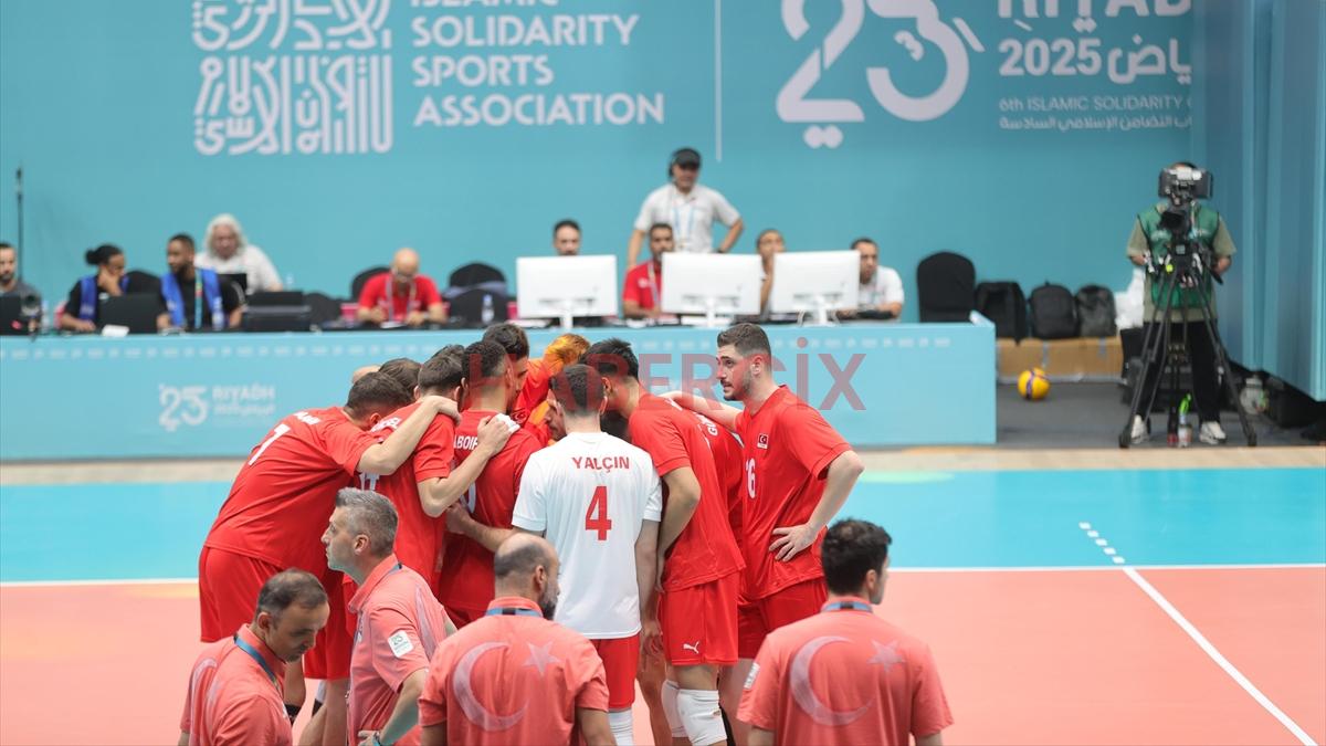 Erkek Voleybol Milli Takımı, İran’a kaybetti