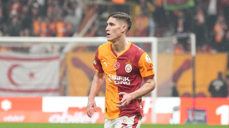 Fenerbahçe derbisinde yok! Galatasaray’da Roland Sallai kırmızı kart gördü