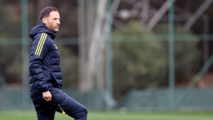 Fenerbahçe günü çift idmanla tamamladı