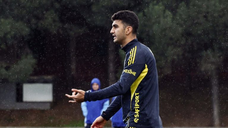 Fenerbahçe’de Yiğit Efe Demir ilk kez 11’de