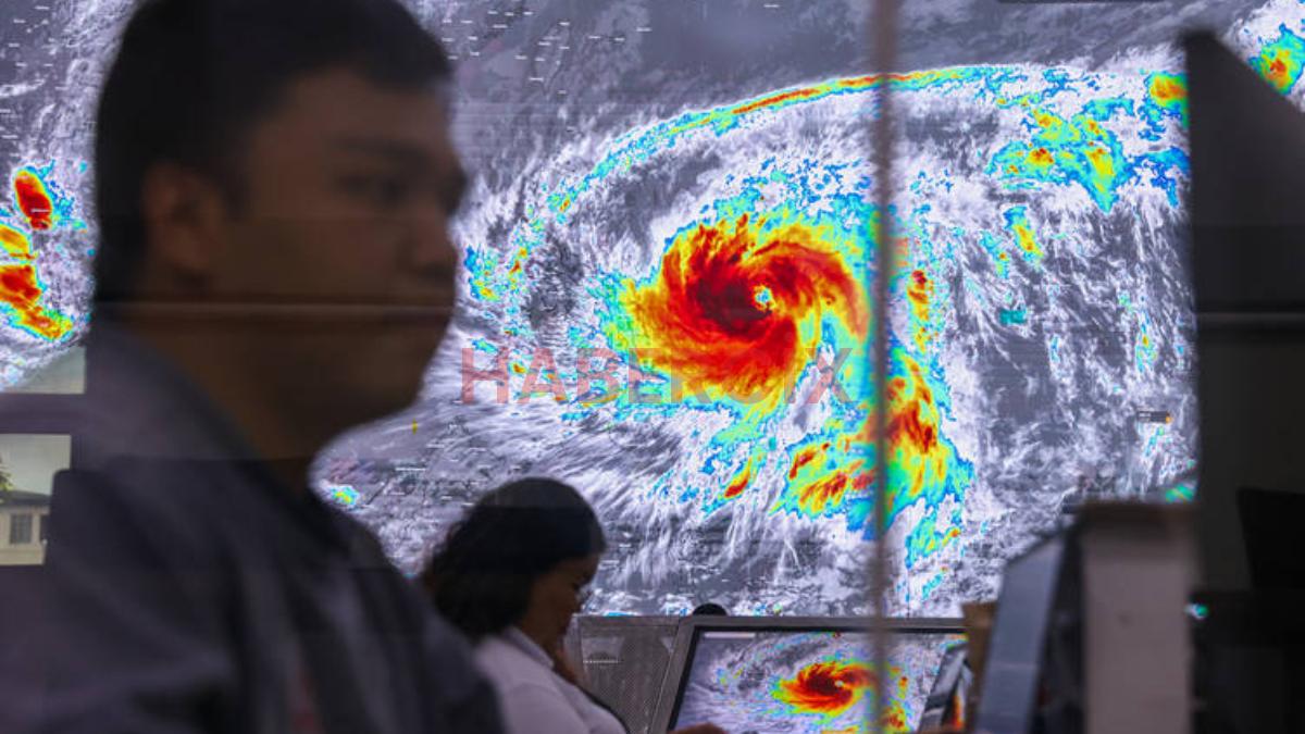 Filipinler’de Kalmaegi Tayfunu 224 can aldı