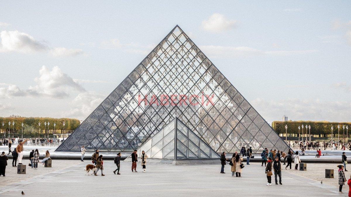 Fransa’da Louvre Müzesi soygununa ilişkin 4 şüpheli daha tutuklandı