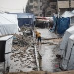 Gazze’deki Sağlık Bakanlığı, tıbbi yardım çadırlarının sular altından kaldığını açıkladı