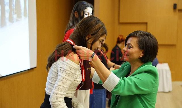 Geleceğin Satranççıları Karabağlar ‘da Buluştu