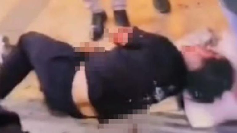 Gümüşhane’de sokak ortasında karısını bıçaklayan şahıs yakalandı