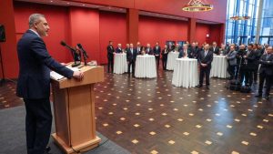 Hakan Fidan, Türkiye’nin Berlin Büyükelçiliği’ni ziyaret etti