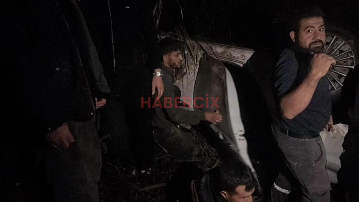 Hatay’da polisten kaçarken kazaya yapan arabada 9 kaçak göçmen yakalandı