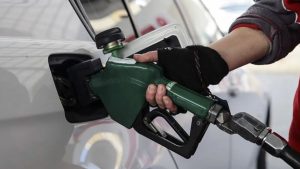 Hem akaryakıt hem de motorine indirim