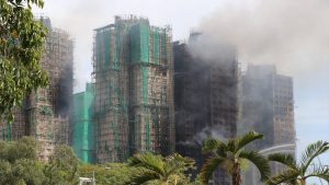 Hong Kong’daki yangın faciasında can kaybı 55’e yükseldi