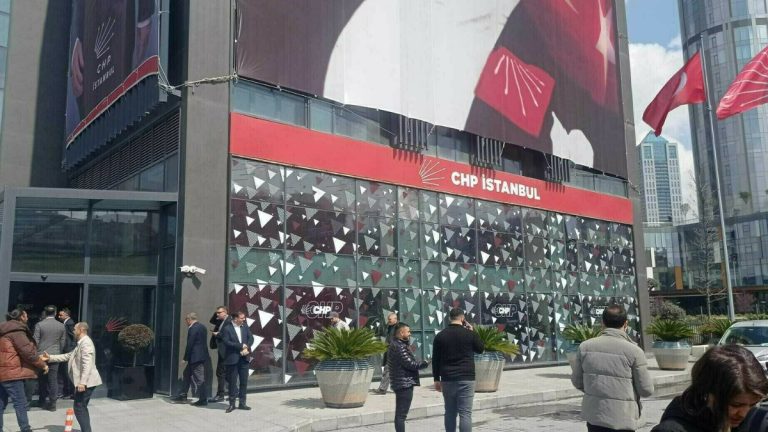 İBB İddianamesinde CHP İstanbul İl Başkanlığı Binasına El Konulması Talep Edildi