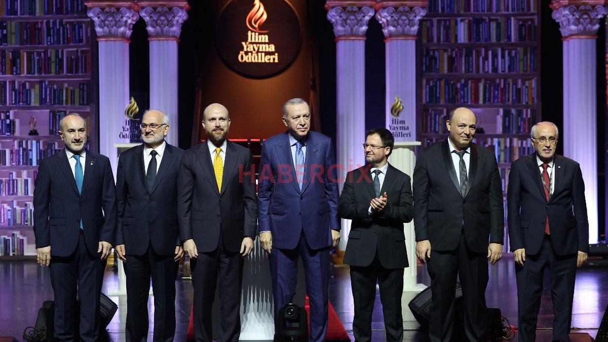 İlim Yayma Ödülleri düzenlenen törenle sahiplerini buldu