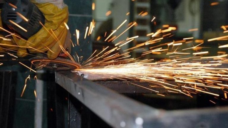 İmalat bölümünde çalışan sayısında artış var