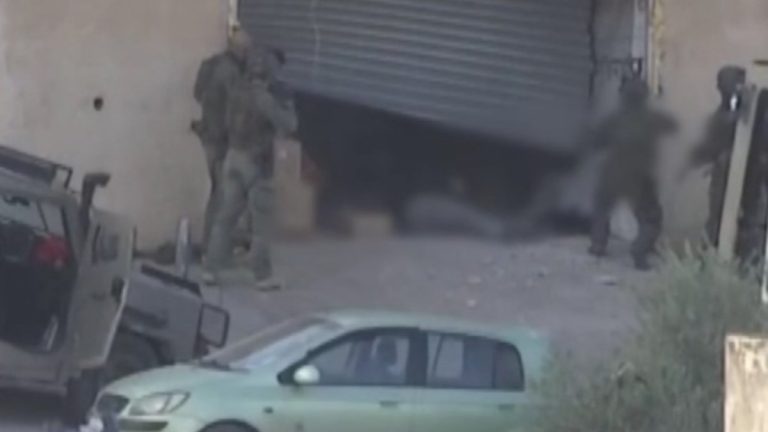 İsrail ordusu, Batı Şeria’da teslim olan 2 Filistinliyi öldürdü