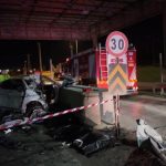 İstanbul Tuzla’da gişelere saplanan arabanın şoförü öldü