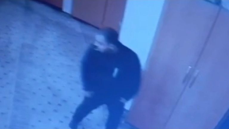 İstanbul’da caminin yeniden yapılması için para toplanan yardım kutuları soyuldu