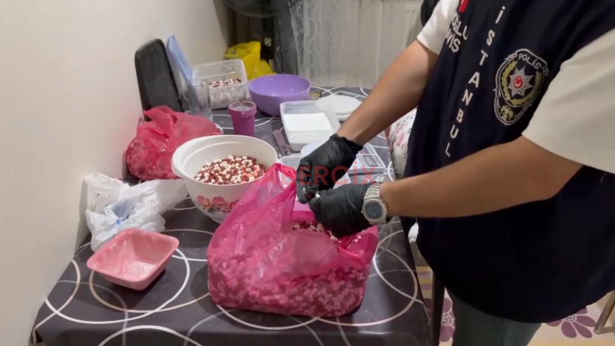 İstanbul’da eşi uyuşturucu satışından tutuklanan bayan, birebir hatadan tutuklandı