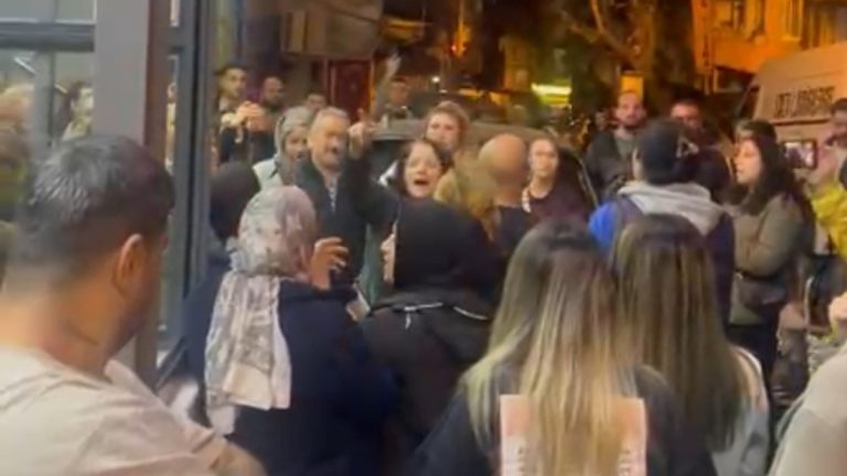 İstanbul’da tadilat nedeniyle kapatılan hastanenin çalışanına 7 aydır maaş ödemediği sav edildi