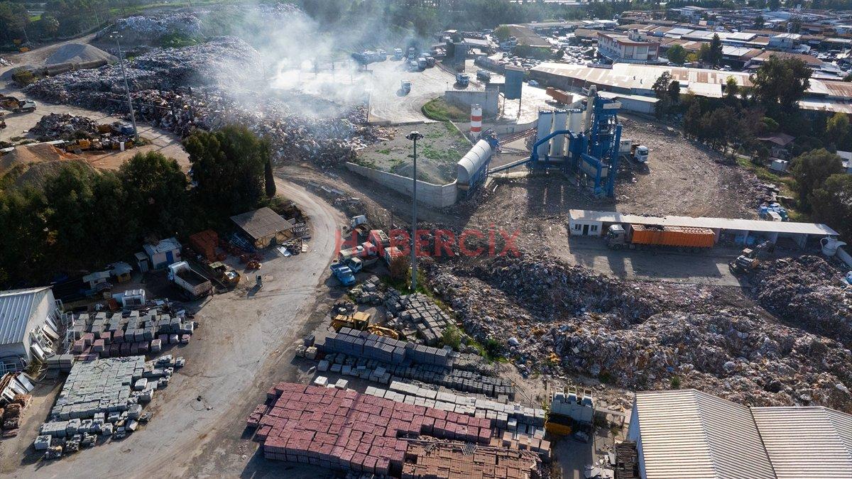 İzmirlilerin çöp isyanı: 30 yıldır bu düşünceyi yaşıyoruz